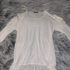 White Lace Over-the-Shoulder long sleeve